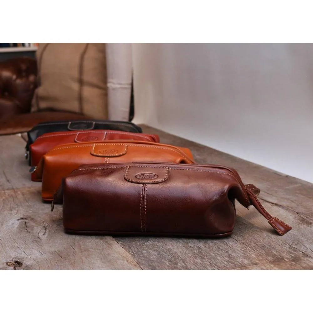 Floto Leather Venezia Dopp Kit