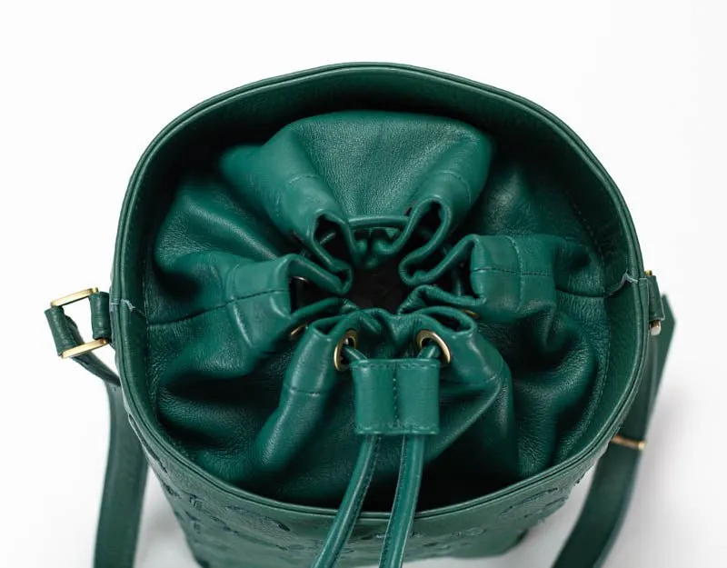 Helon bucket bag - Handwoven petrol green leather