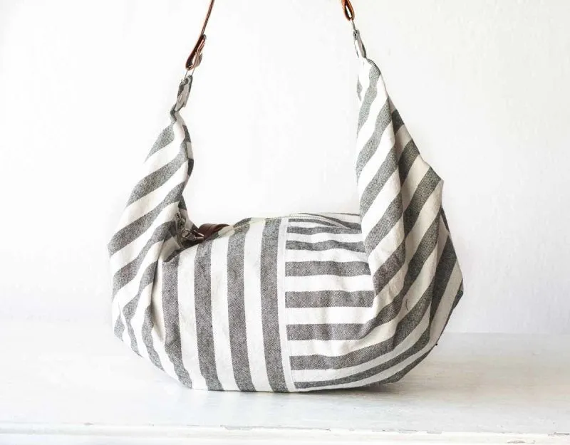 Kallia crossbody bag - Striped canvas and leather