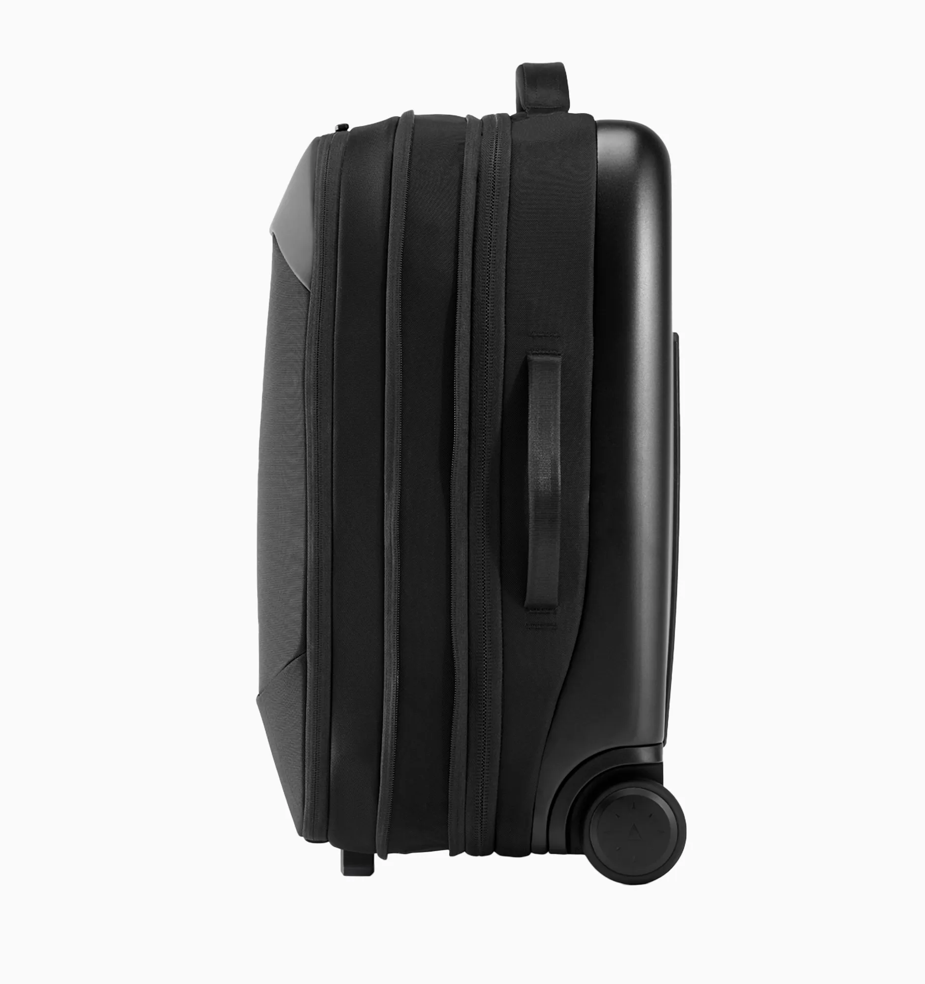 Nomatic Navigator Carry-On 37L