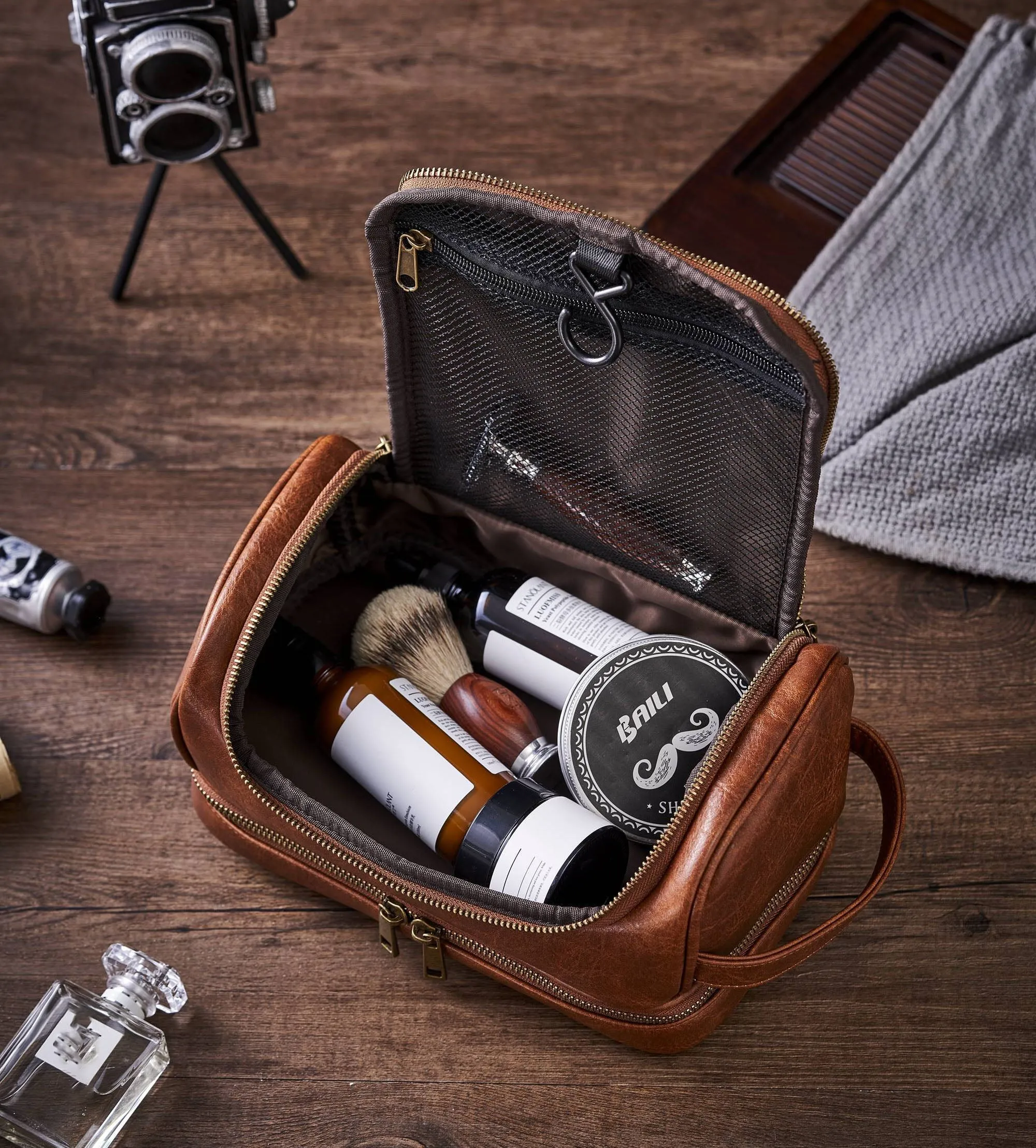 Personalized Groomsmen Gifts, Gifts For Men, Hanging On Toiletry Bag, PU Leather Dopp Kit, Best Man Gift