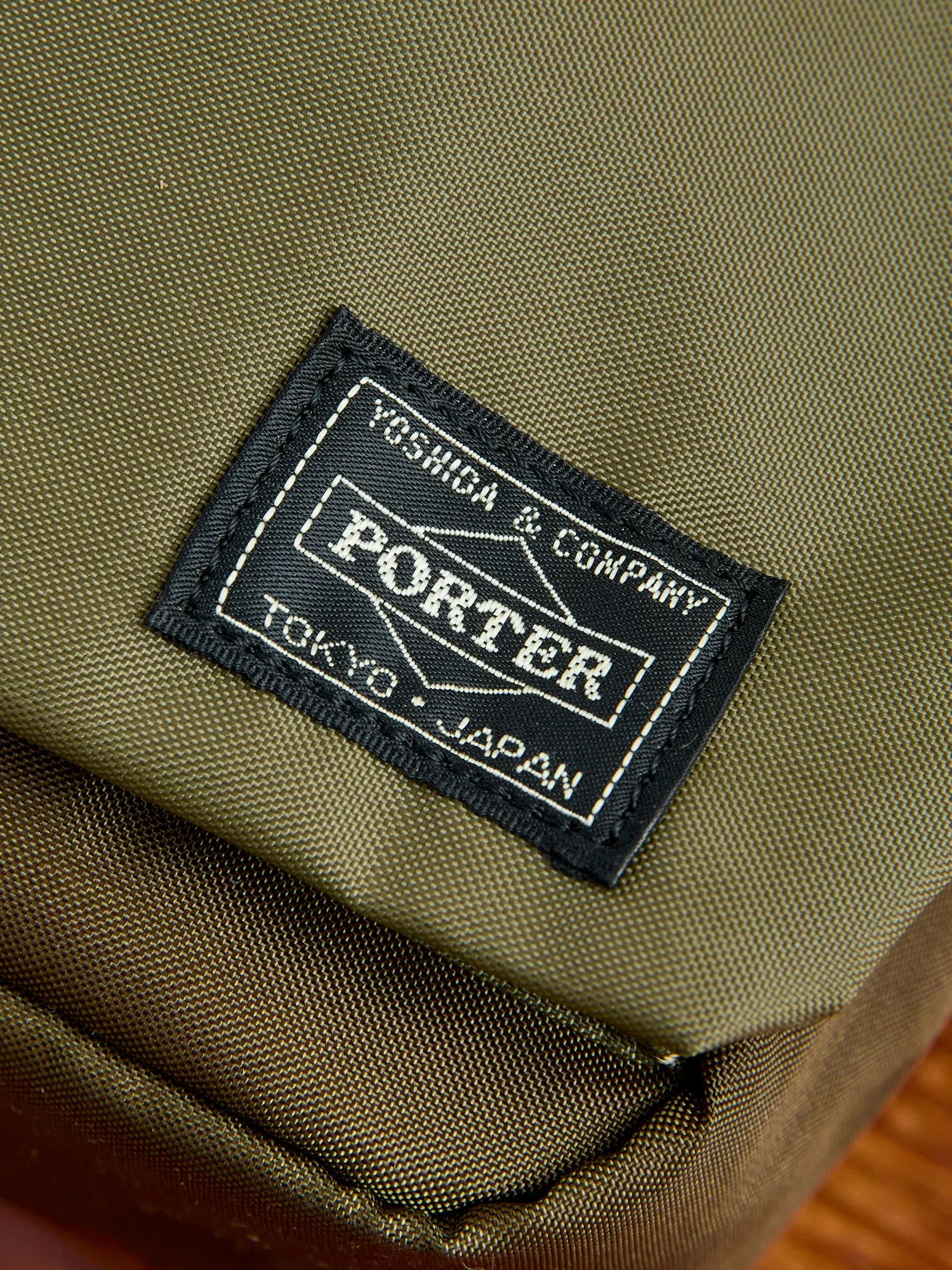 "Force" Shoulder Bag (S) in Olive Drab