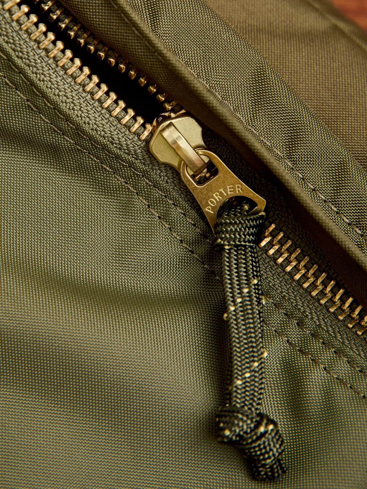 "Force" Shoulder Bag (S) in Olive Drab