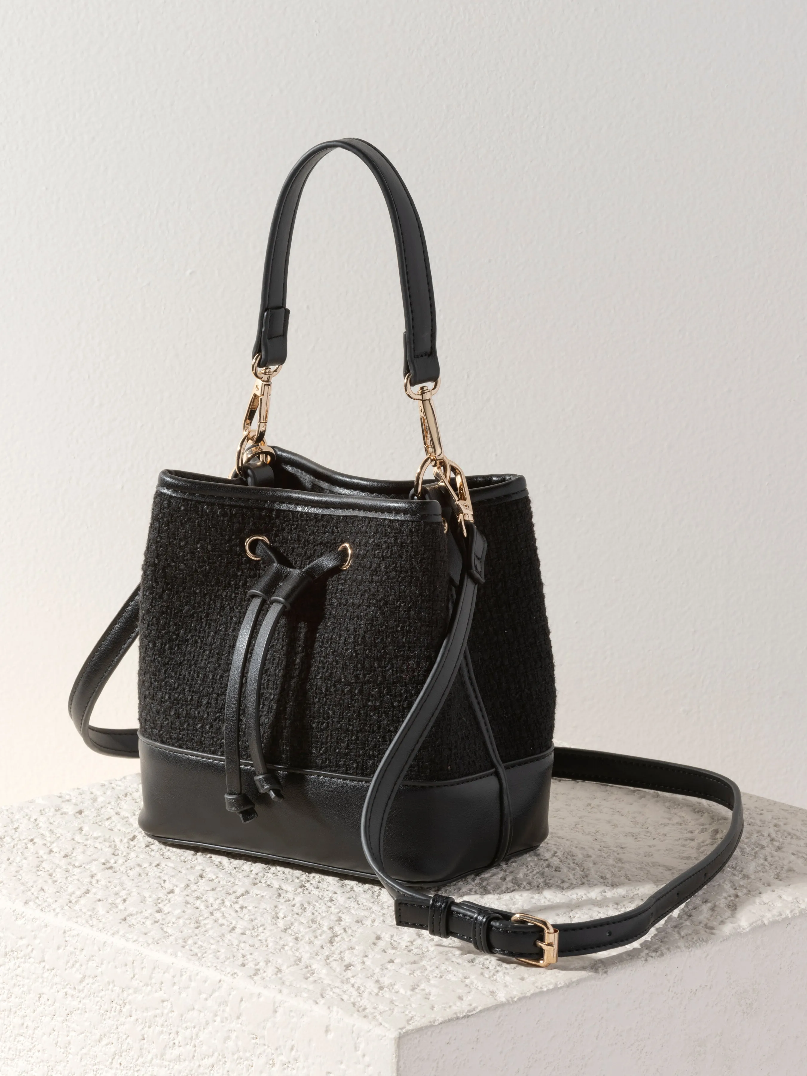 Shiraleah Billie Mini Bucket Bag, Black