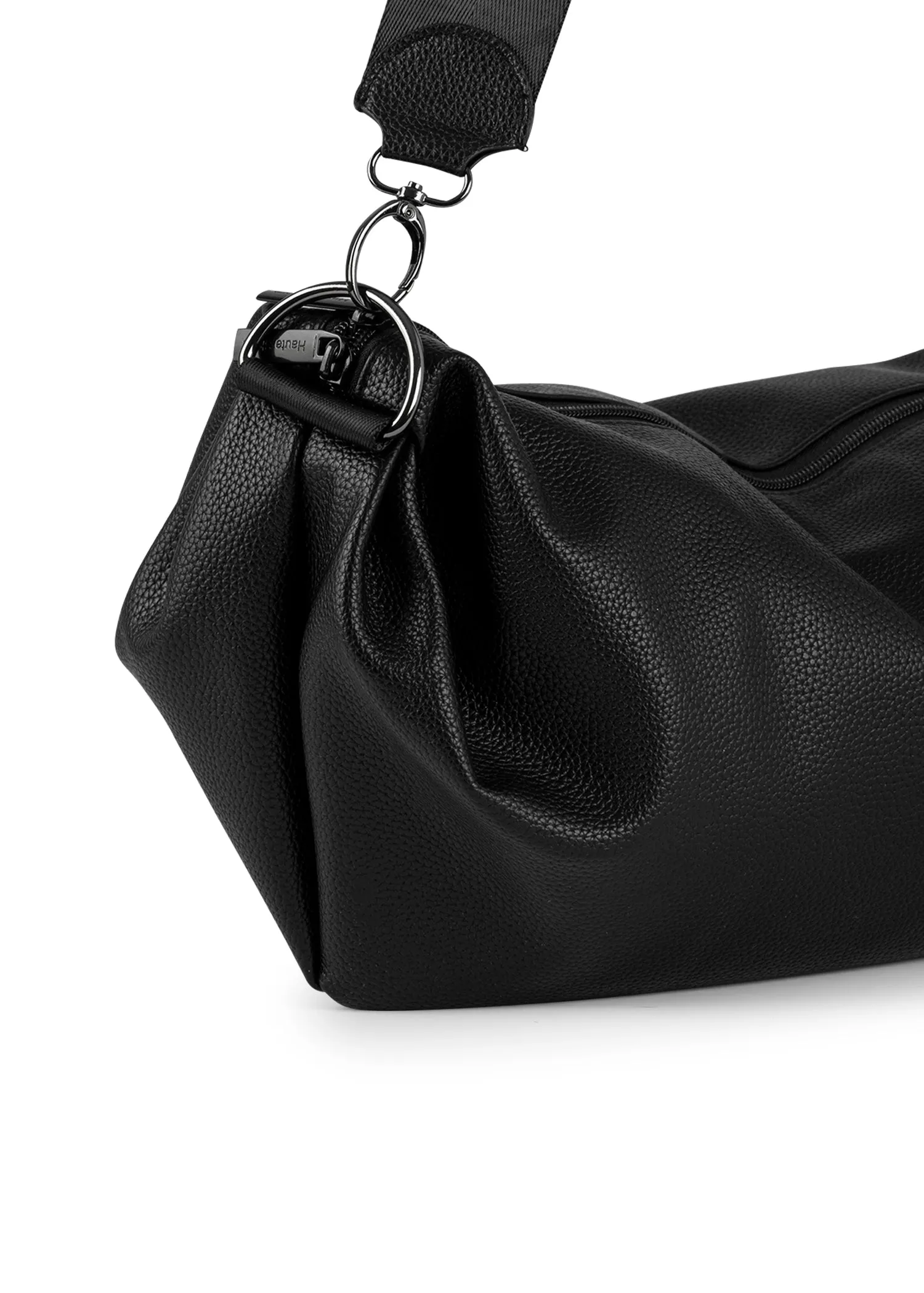 The Ollie Solo Pebbled Sling Bag